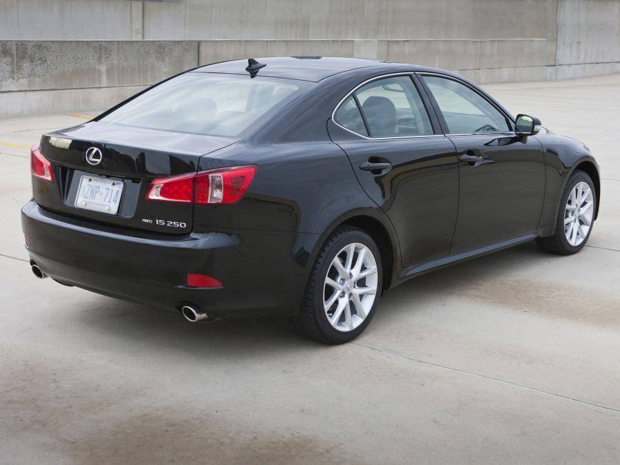  Lexus IS250 AWD 2008 года  (фото 10 из 30)